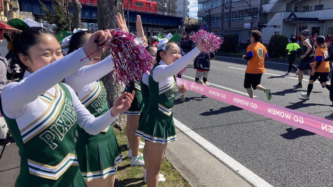 チア部】 マラソンフェスティバル ナゴヤ街頭応援 - 学校法人平山学園